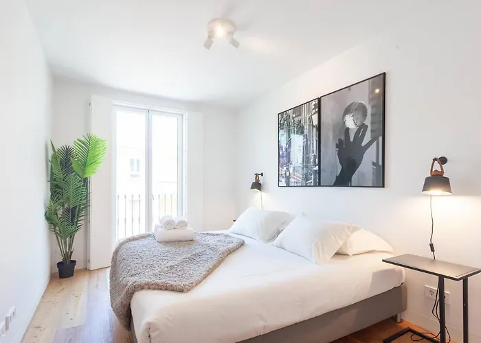 My Lx Flat Graca Lighting Design شقة Lisboa